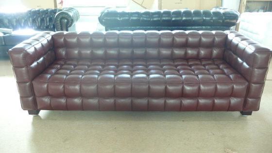 Κίνα Σύγχρονος καναπές δέρματος 3 Seater, στερεός ξύλινος καναπές 228 πλέγματος ποδιών * 88 * 79cm προμηθευτής